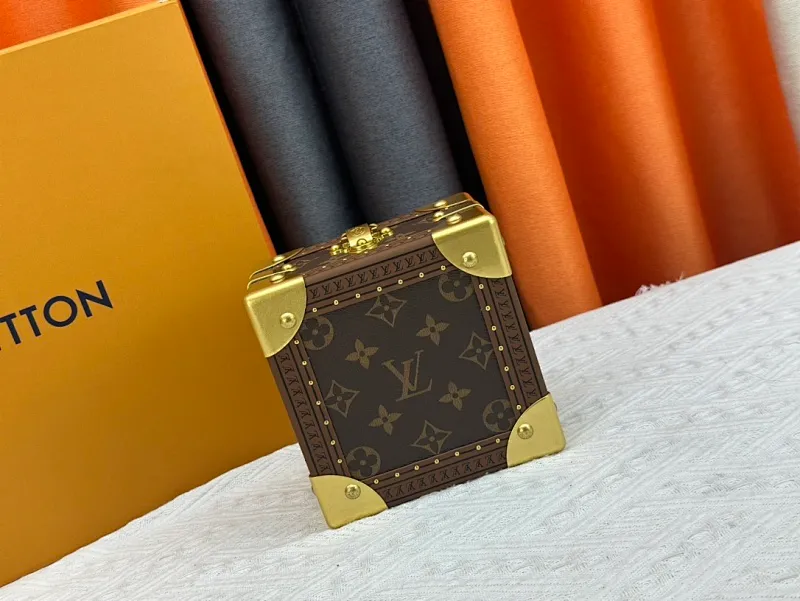 All Categories Official Website "Brand Women's Bags" Women's Bags 💙 LV 2024 Official Website New LV Hard Case