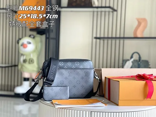 All Categories 💚 Authentic Grade Bags 💚 LV 2026 New LV Top Replica Crossbody Shoulder Bag