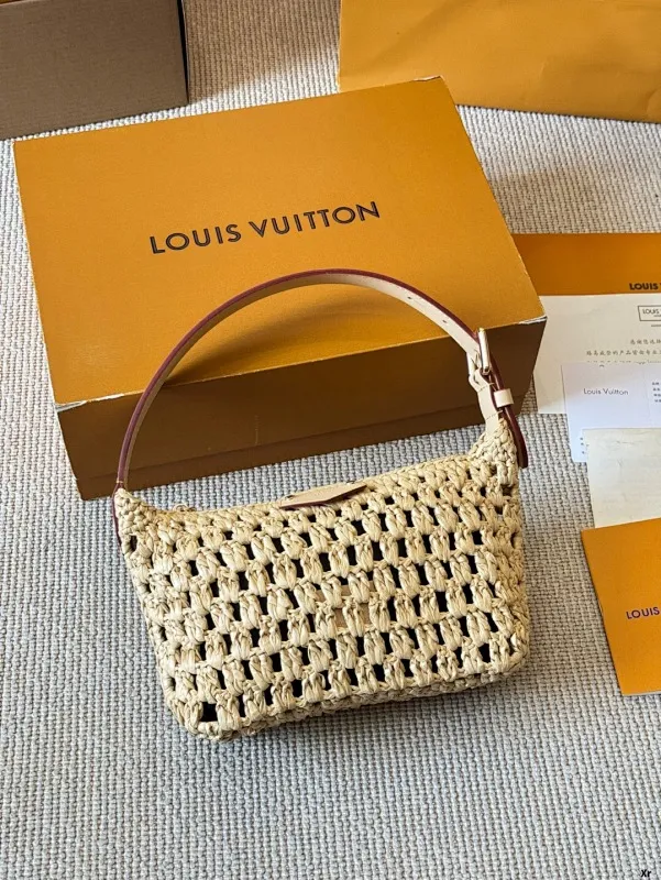 All categories Official website "Brand Women's Bags" Women's Bags 💙 LV 2025 new LV armpit bag