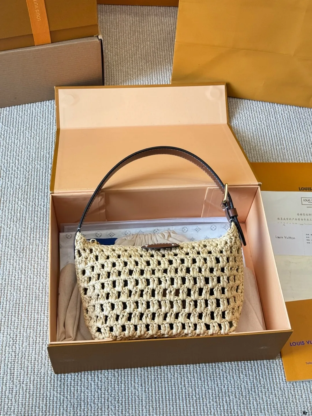 All categories Official website "Brand Women's Bags" Women's Bags 💙 LV 2025 new LV armpit bag