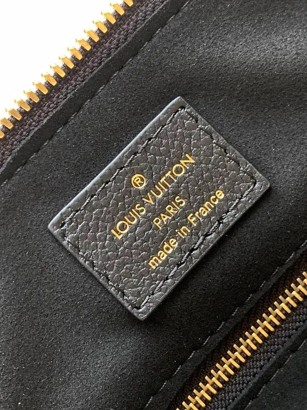 All categories Official website "Brand Women's Bags" Women's Bags 💙 LV 2026 new LV hand-held crossbody bag