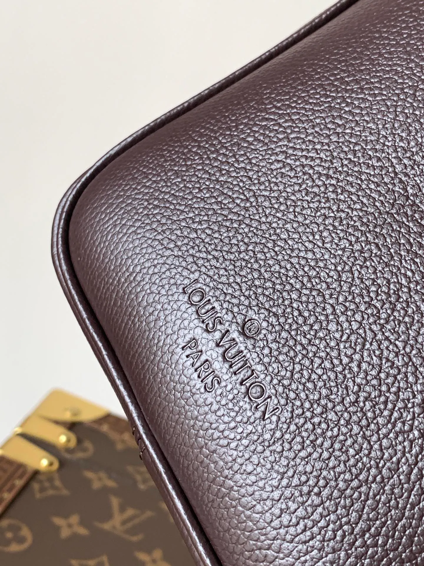 All categories Official website "Brand Women's Bags" Women's Bags 💙 LV 2026 new LV hand-held crossbody bag