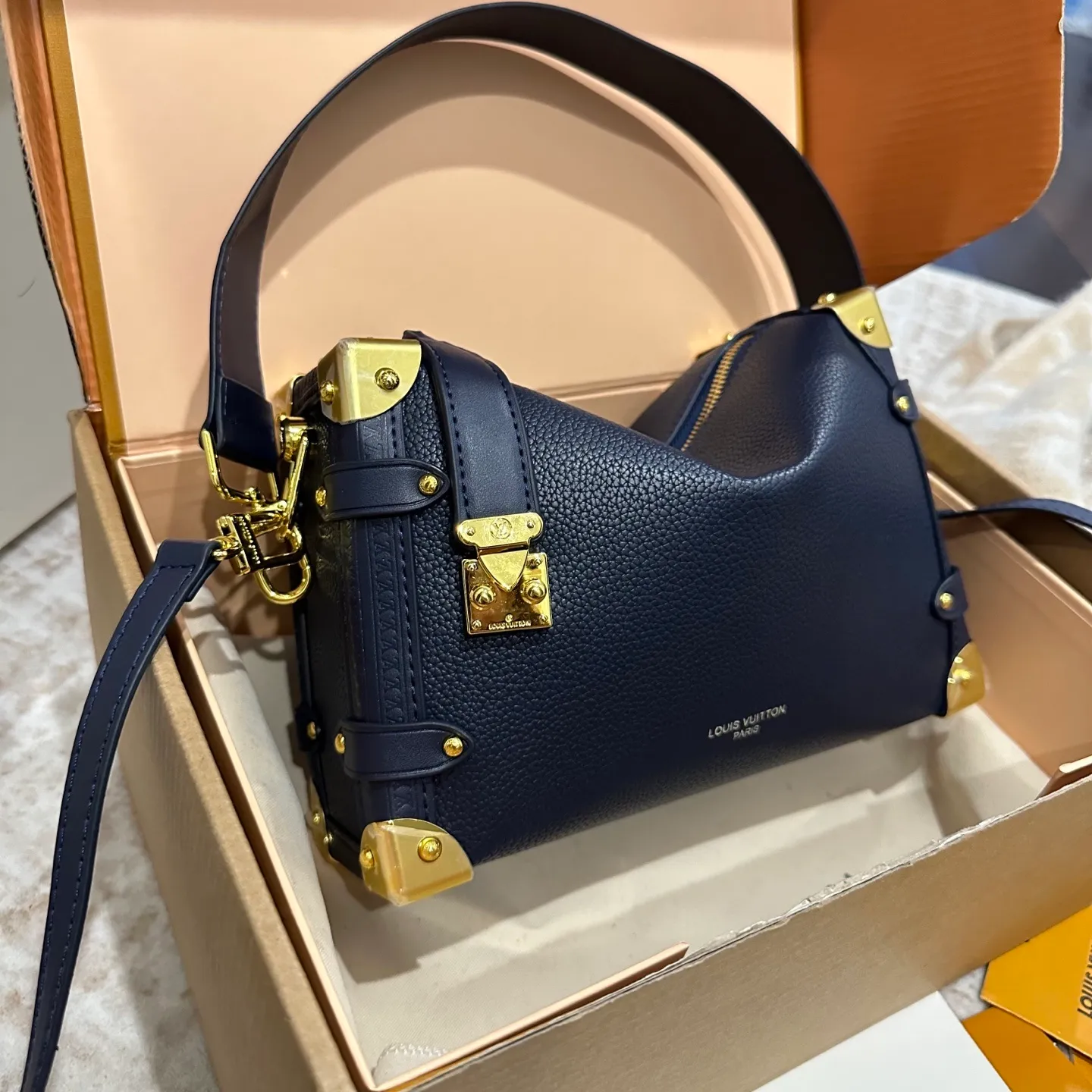 All Categories Official Website "Brand Women's Bags" Women's Bags 💙 LV 2025 New LV Crossbody Bag