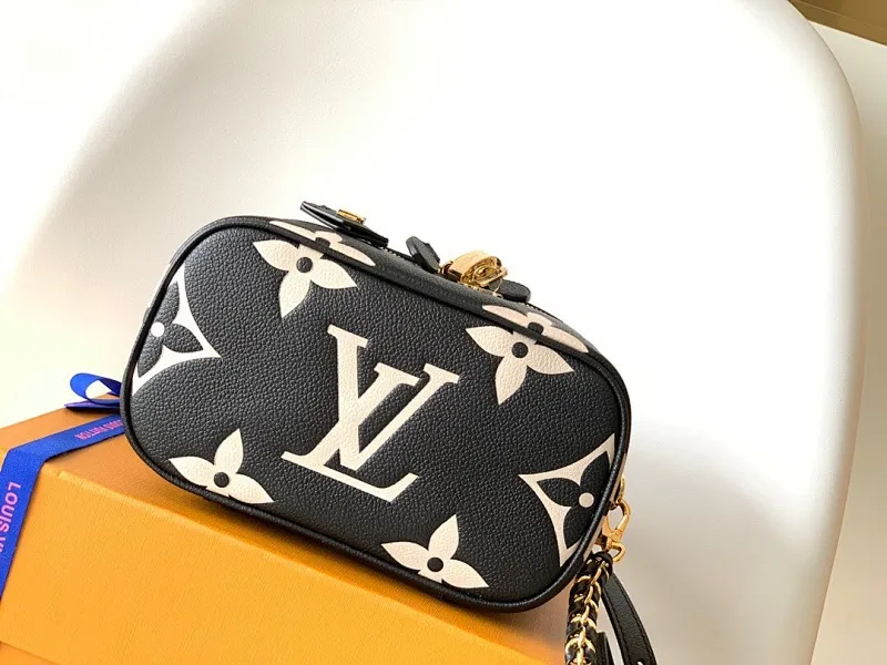 All Categories Official Website "Brand Women's Bags" Women's Bags 💙 LV 2025 New LV Crossbody Bag