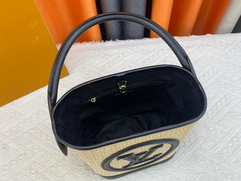 All Categories Official Website "Brand Women's Bags" Women's Bags 💙 LV 2023 New LV Crossbody Bag