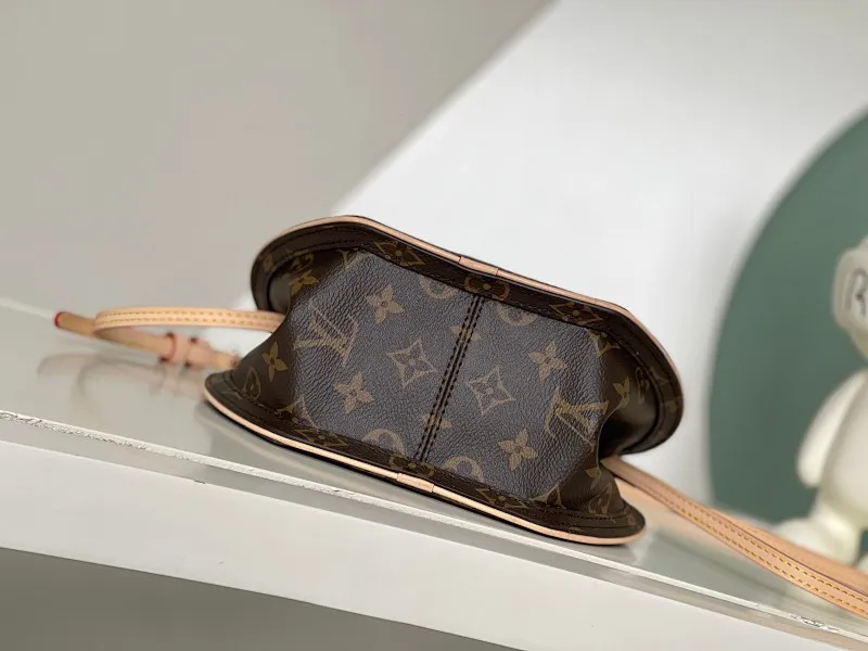 All Categories Official Website "Brand Women's Bags" Women's Bags 💙 LV 2026 New LV Crossbody Bag