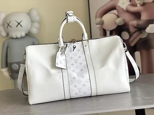 All Categories 💚 Authentic Grade Bags 💚 LV 2026 New LV Travel Bag