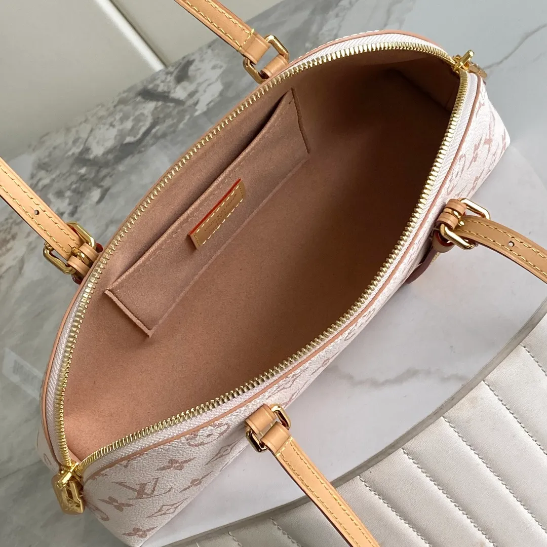 All Categories Official Website "Brand Women's Bags" Women's Bags 💙 LV LV 2026 New Crossbody Shoulder Bag