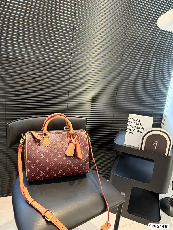 All Categories Official Website "Brand Women's Bags" Women's Bags 💙 LV 2025 New LV Crossbody Bag