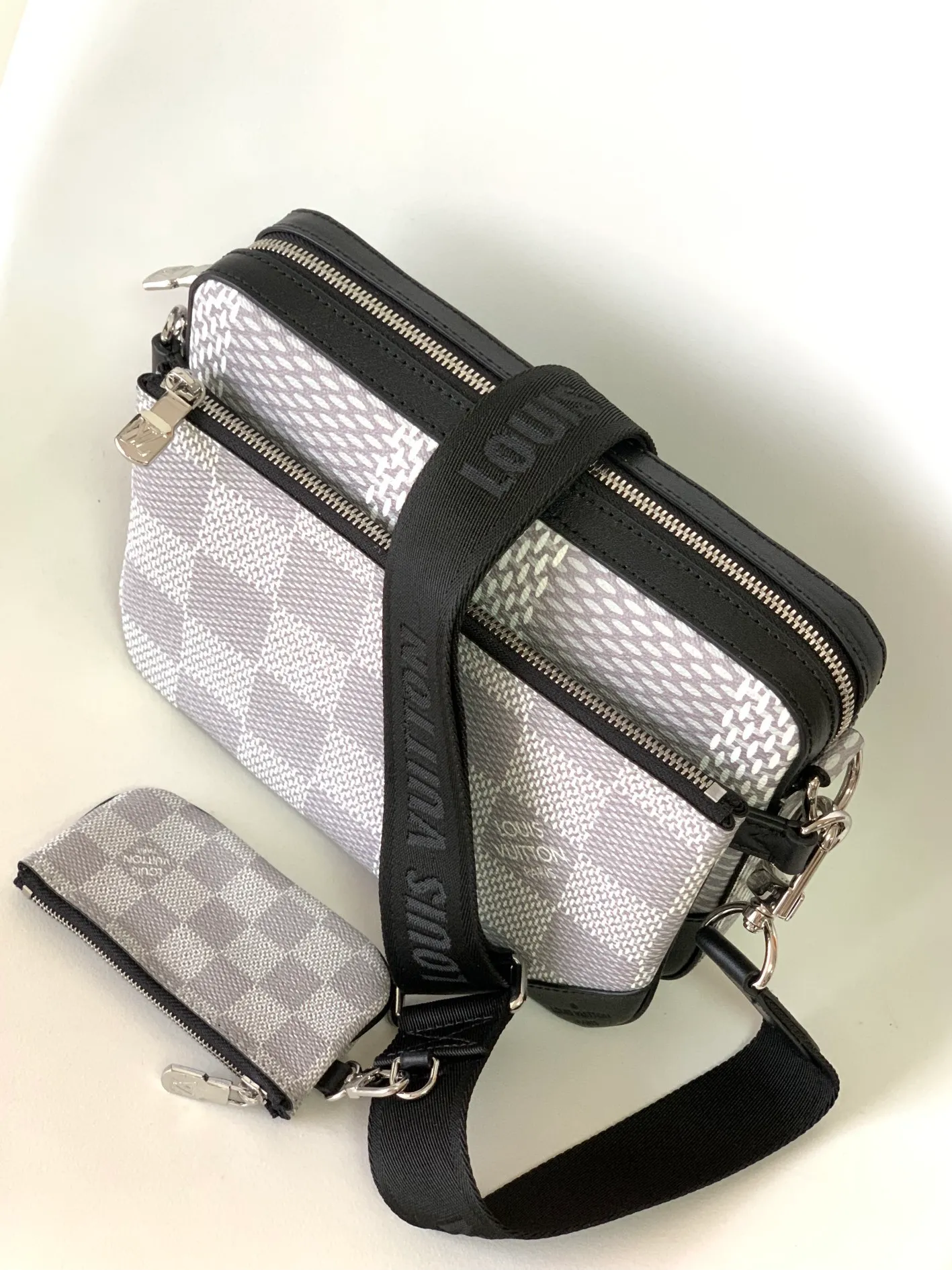 All Categories Official Website "Brand Women's Bags" Women's Bags 💙 LV 2026 New LV Crossbody Bag