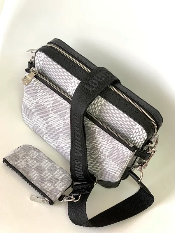 All Categories Official Website "Brand Women's Bags" Women's Bags 💙 LV 2026 New LV Crossbody Bag