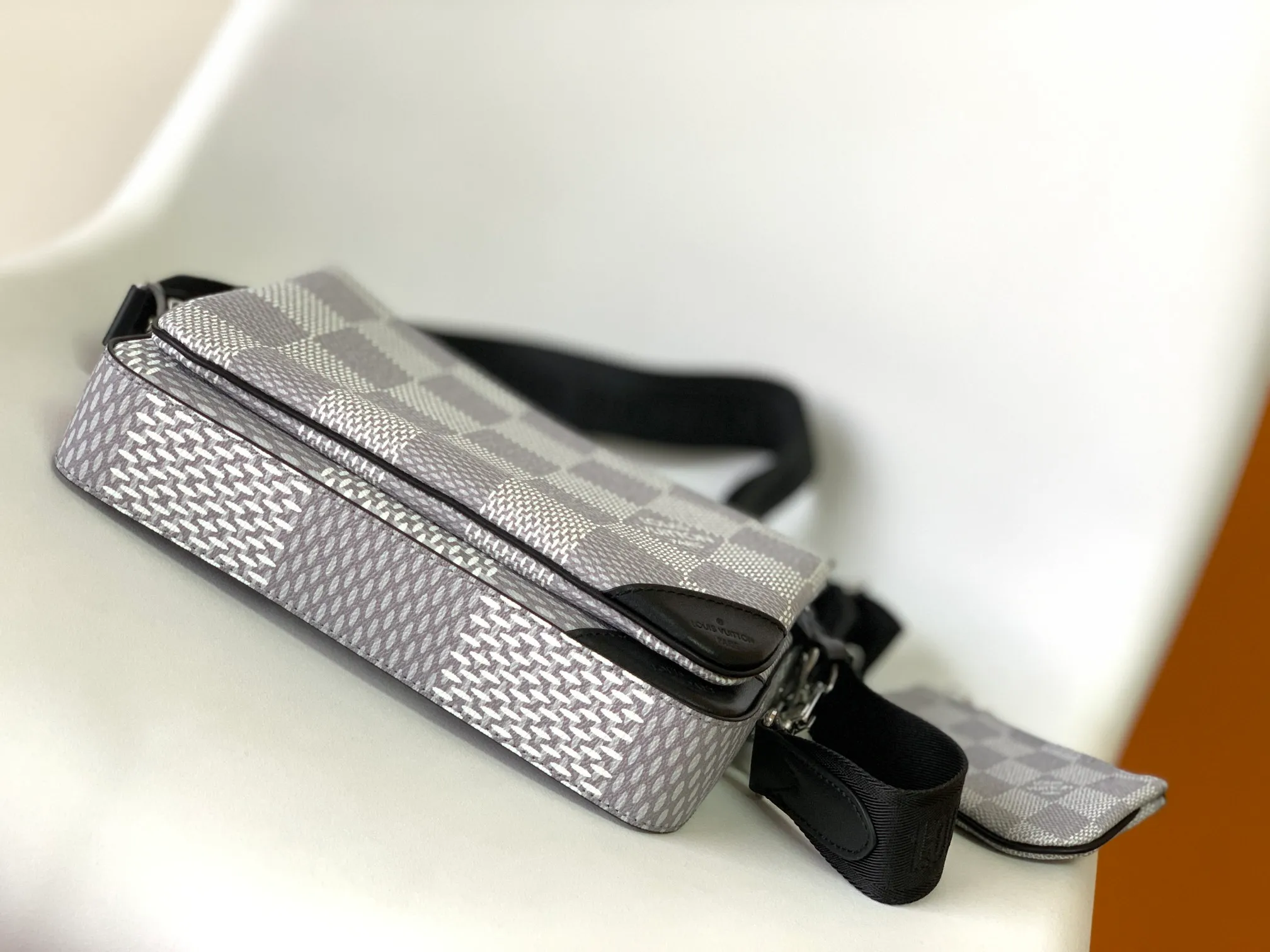 All Categories Official Website "Brand Women's Bags" Women's Bags 💙 LV 2026 New LV Crossbody Bag