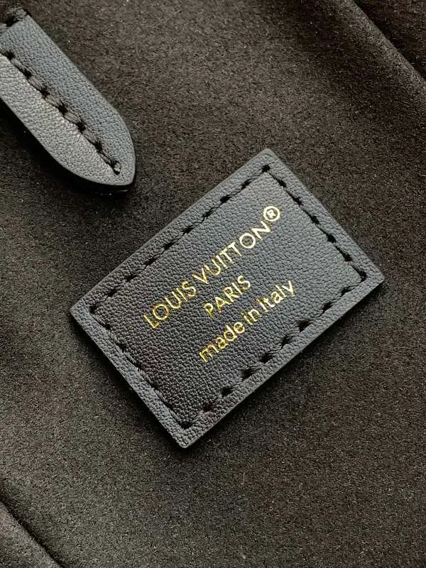 All Categories Official Website "Brand Women's Bags" Women's Bags 💙 LV 2026 New LV Crossbody Bag