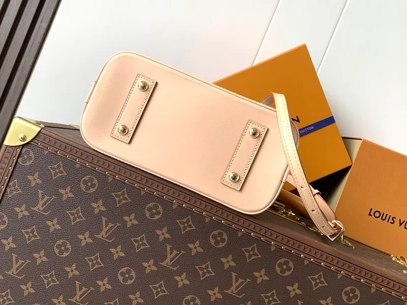 All Categories Official Website "Brand Women's Bags" Women's Bags 💙 LV 2026 New LV Crossbody Bag