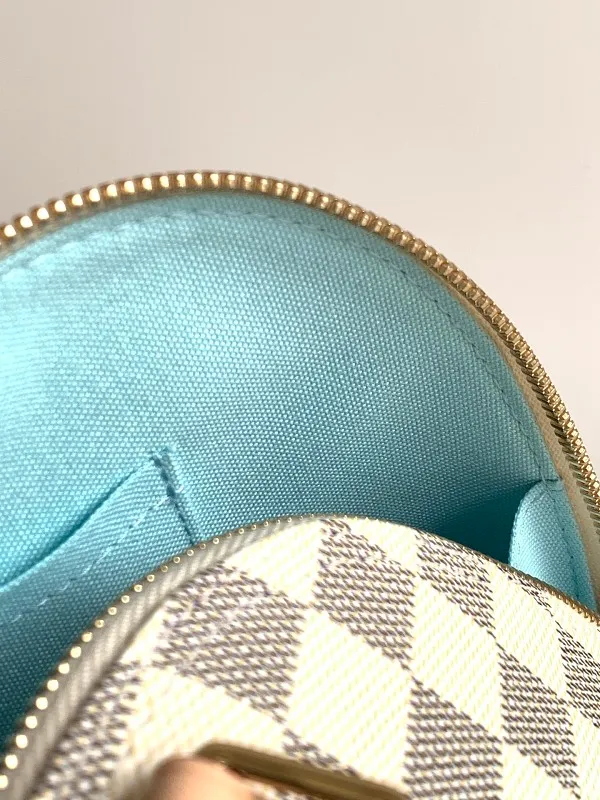 All Categories Official Website "Brand Women's Bags" Women's Bags 💙 LV 2026 New LV Crossbody Bag