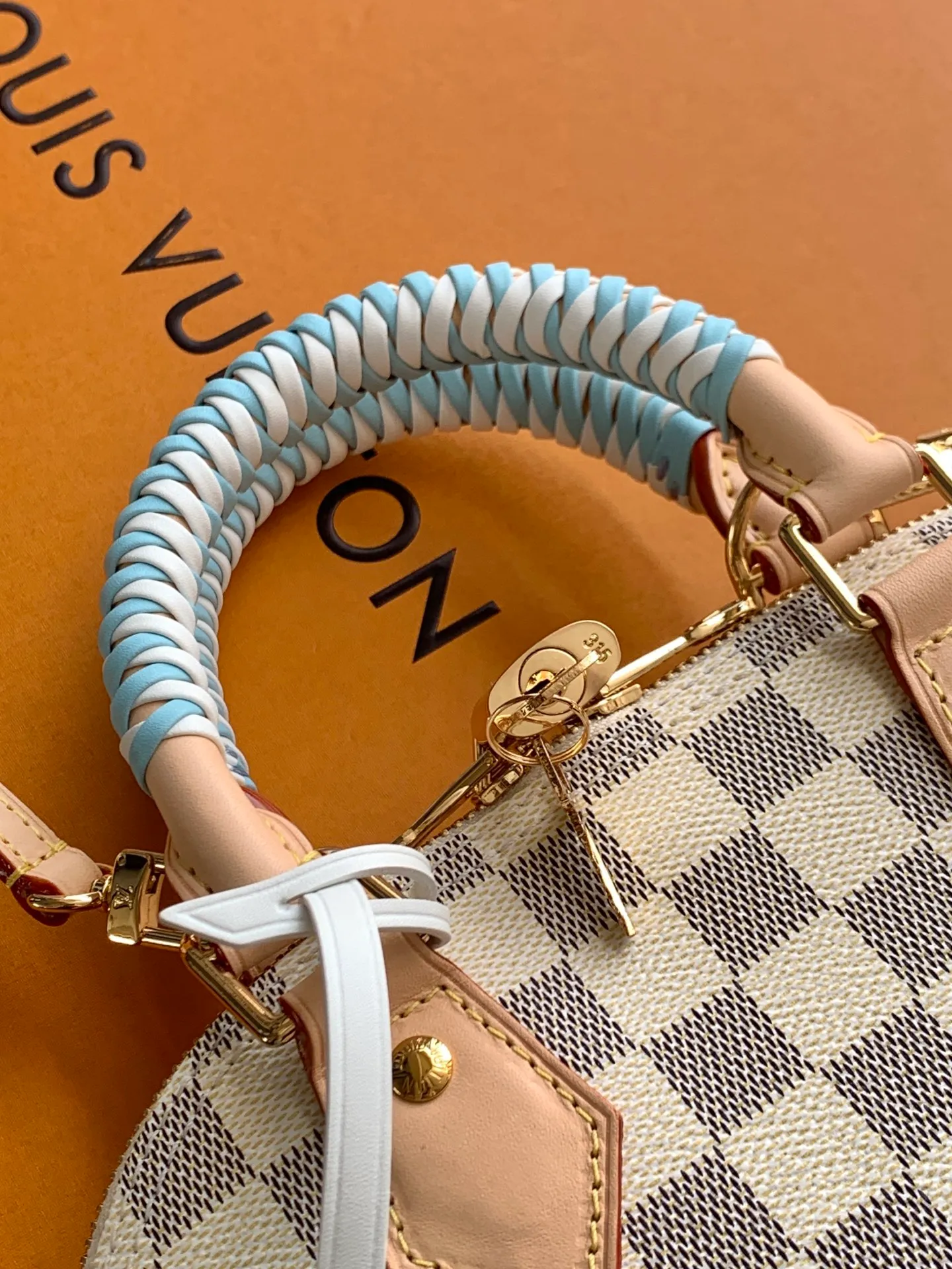All Categories Official Website "Brand Women's Bags" Women's Bags 💙 LV 2026 New LV Crossbody Bag