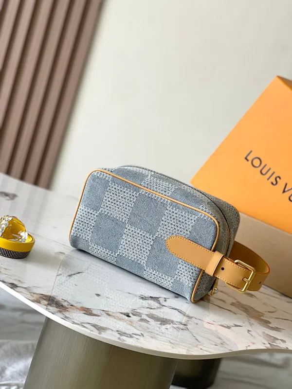 All categories 💚 Authentic bags 💚 LV 2024 official website new LV toiletry bag
