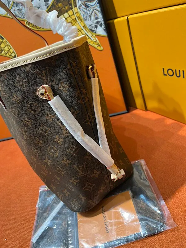 All Categories Official Website "Brand Women's Bags" Women's Bags 💙 LV 2022 Official New LV Handbag Wholesale 58001400 High Quality Size: 32-29-17 CM