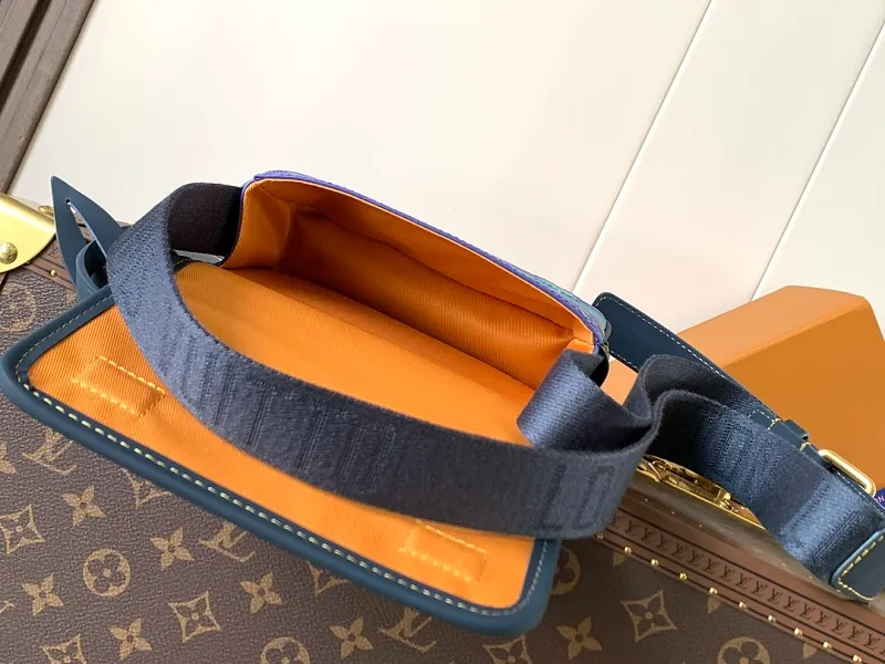 All Categories Official Website "Brand Women's Bags" Women's Bags 💙 LV 2026 New LV Crossbody Bag