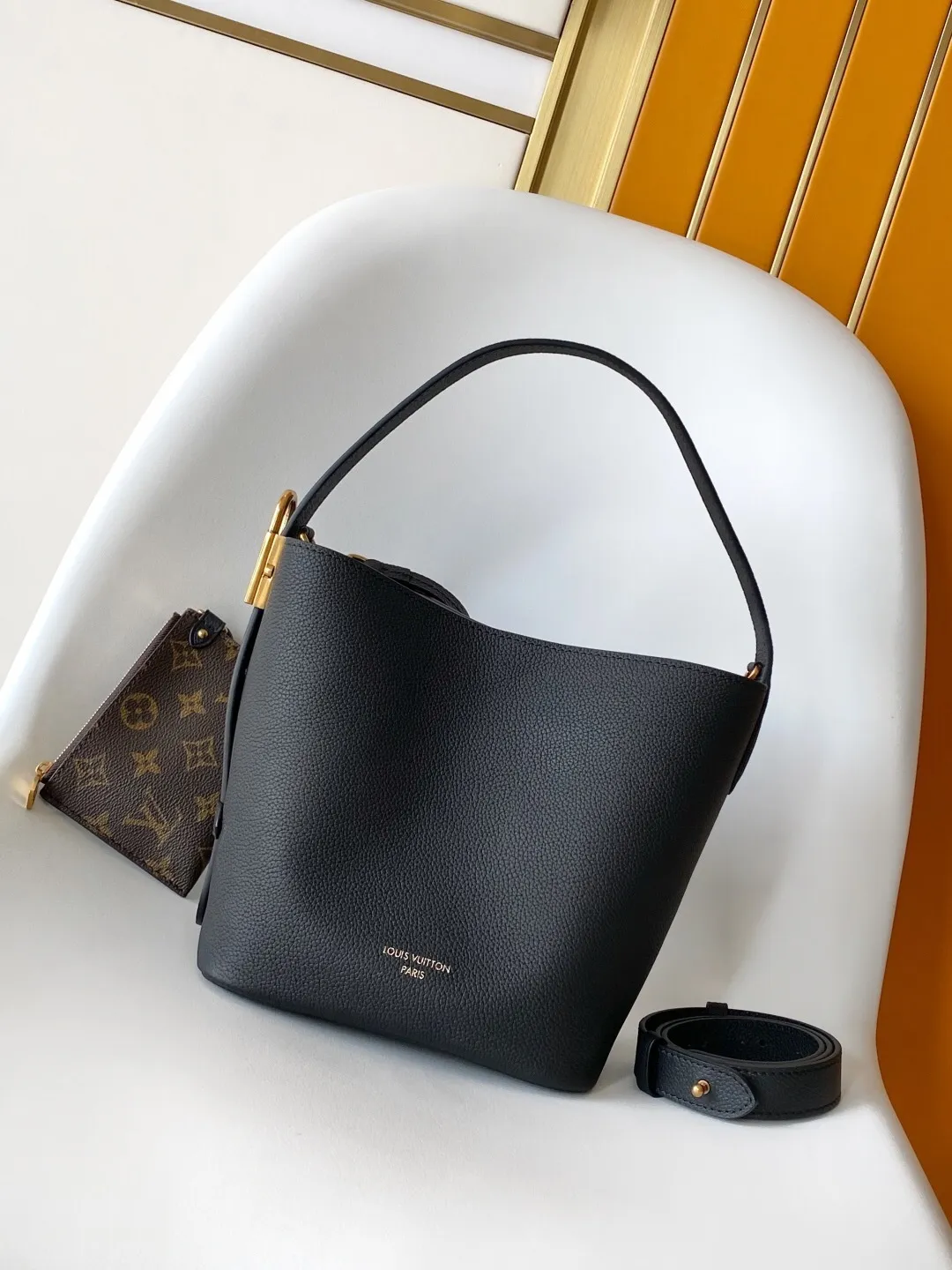 All Categories Official Website "Brand Women's Bags" Women's Bags 💙 LV 2025 New LV Crossbody Bag