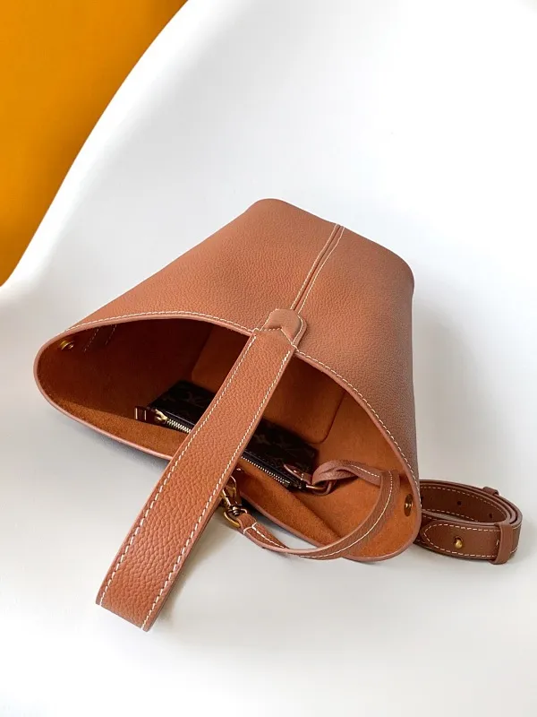 All Categories Official Website "Brand Women's Bags" Women's Bags 💙 LV 2025 New LV Crossbody Bag
