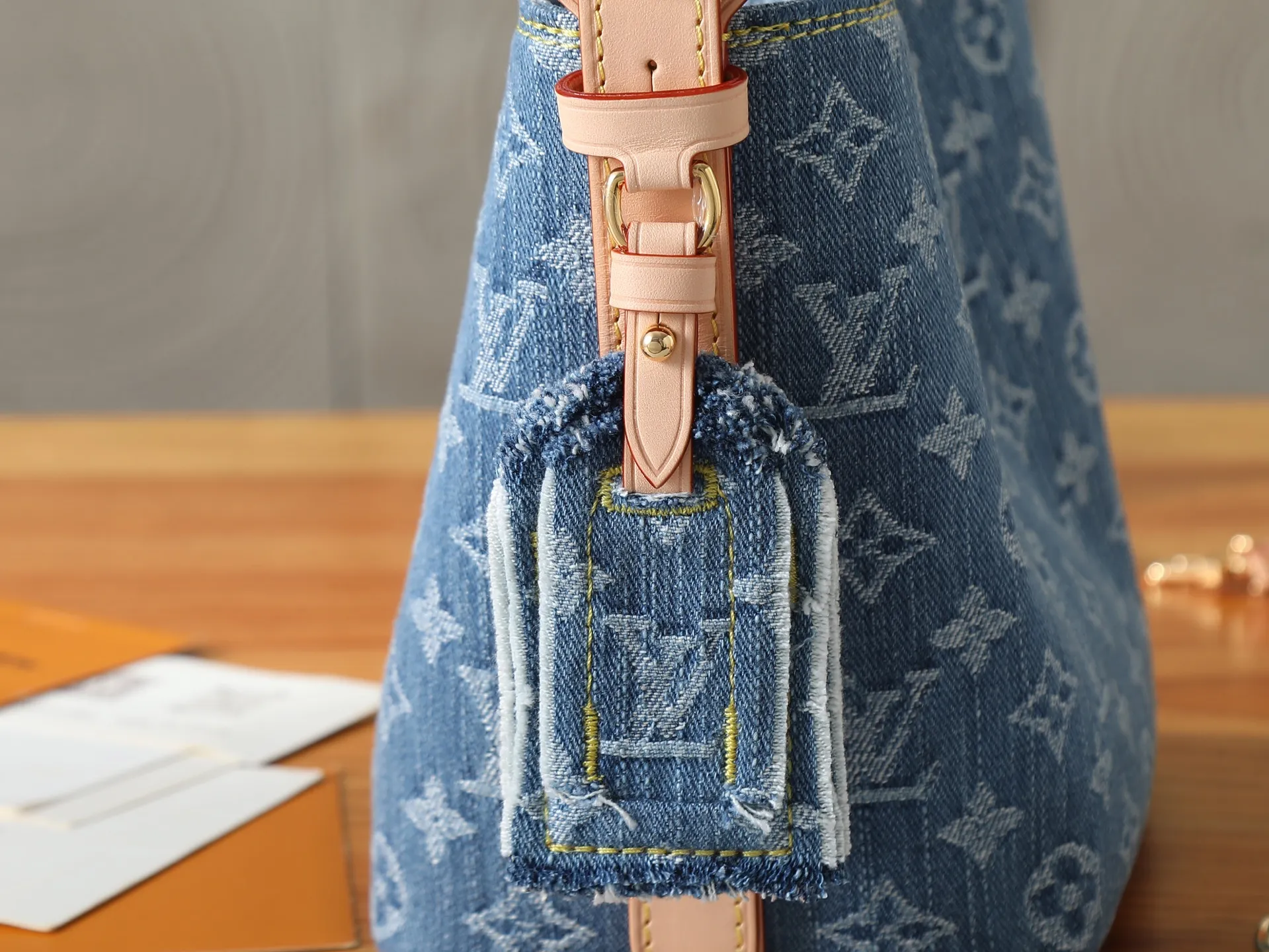 All Categories Official Website "Brand Women's Bags" Women's Bags 💙 LV LV 2026 New Crossbody Shoulder Bag