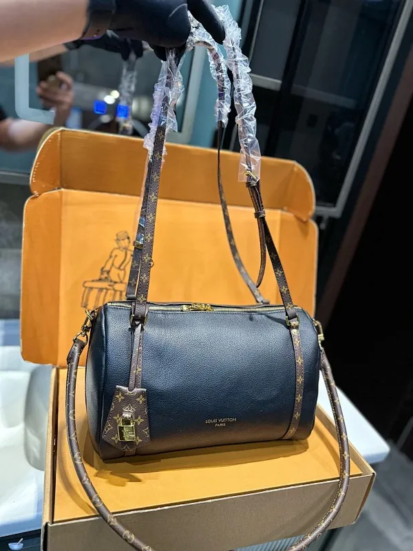 All Categories Official Website "Brand Women's Bags" Women's Bags 💙 LV 2025 New LV Crossbody Bag