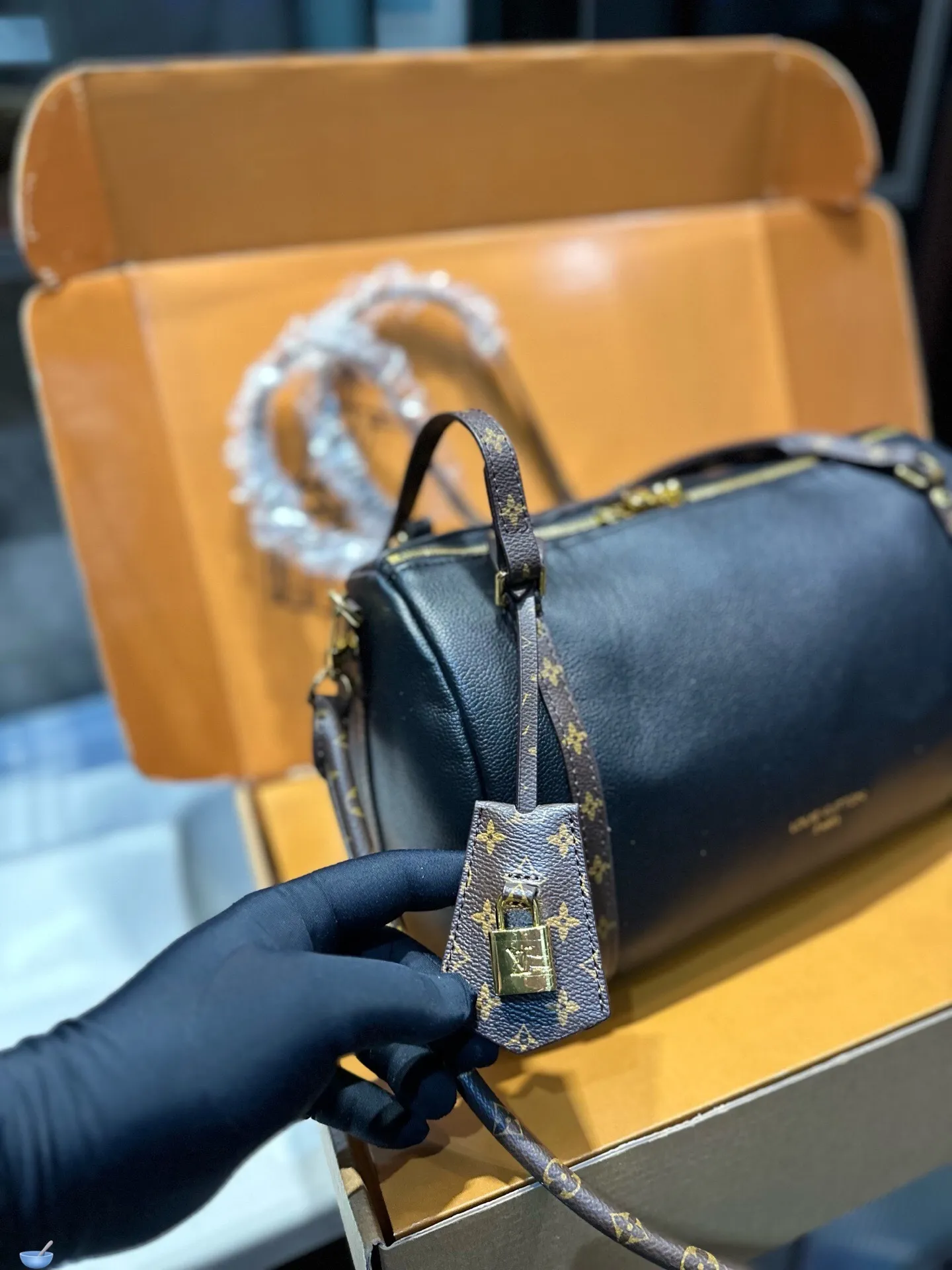 All Categories Official Website "Brand Women's Bags" Women's Bags 💙 LV 2025 New LV Crossbody Bag