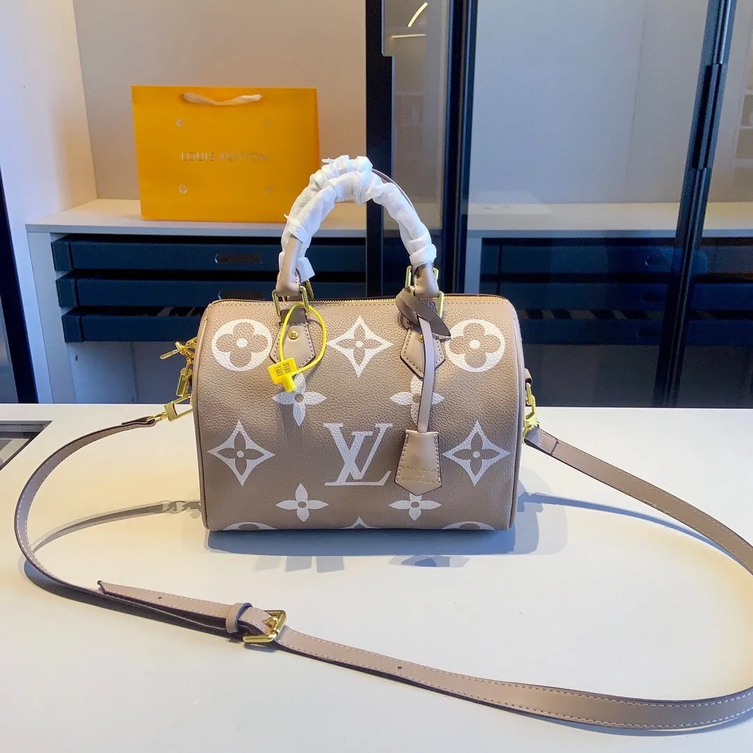 All categories Official website "Brand Women's Bags" Women's Bags 💙 LV 2023 latest version LV crossbody bag