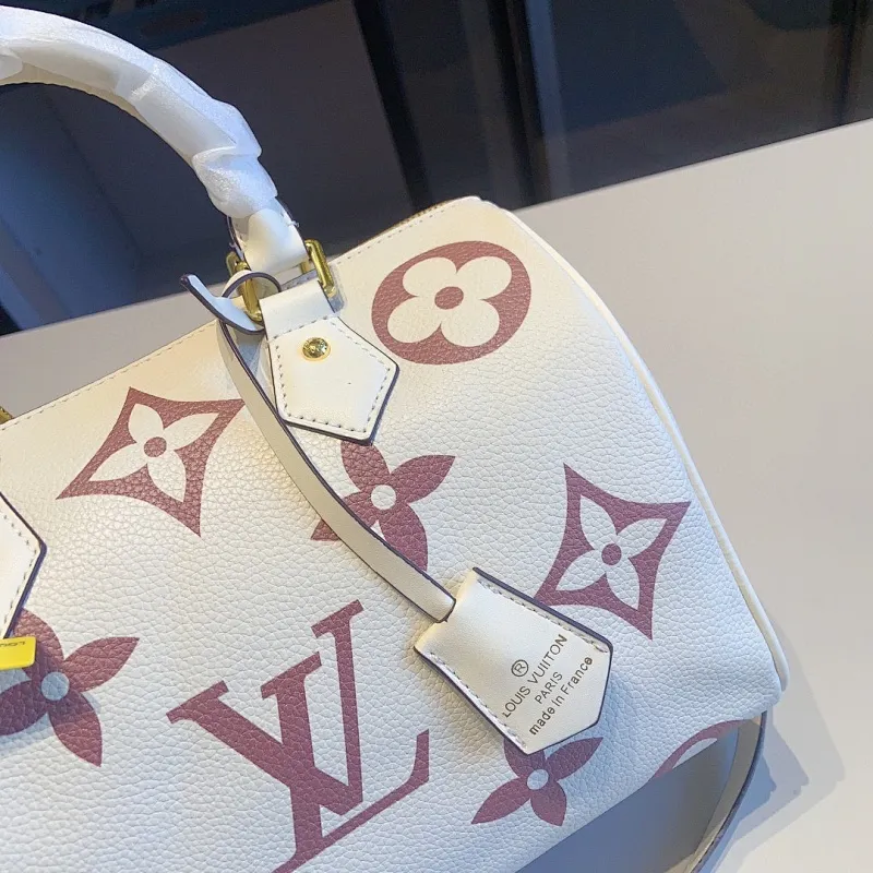 All categories Official website "Brand Women's Bags" Women's Bags 💙 LV 2023 latest version LV crossbody bag