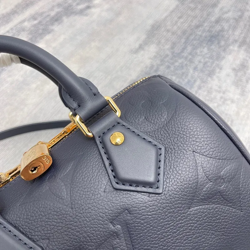 All Categories Official Website "Brand Women's Bags" Women's Bags 💙 LV 2025 New LV Crossbody Bag