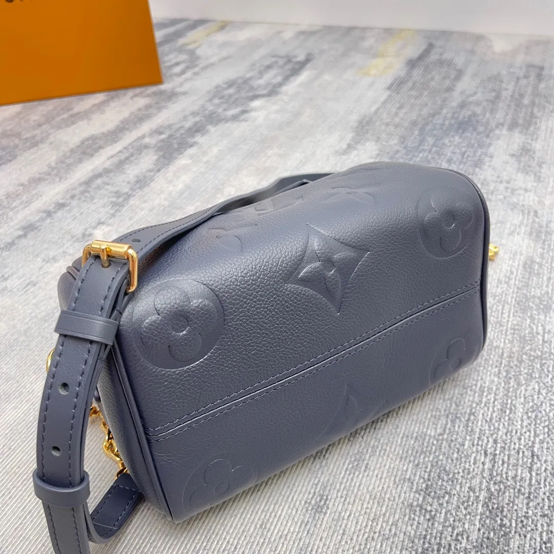 All Categories Official Website "Brand Women's Bags" Women's Bags 💙 LV 2025 New LV Crossbody Bag