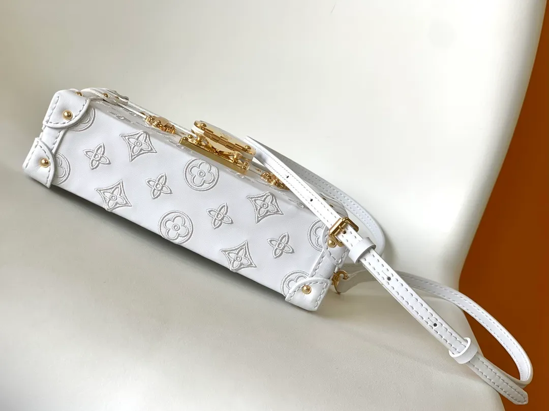 All categories Official website "Brand Women's Bags" Women's Bags 💙 LV replica LV, fine imitation LV bags, LV shoulder bags, 2023 official latest version LV cow leather crossbody bag, bag factory, original material, size: 20-12.5-6CM