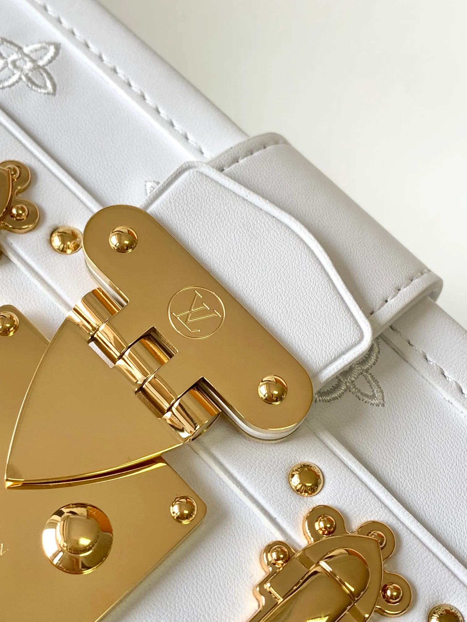 All categories Official website "Brand Women's Bags" Women's Bags 💙 LV replica LV, fine imitation LV bags, LV shoulder bags, 2023 official latest version LV cow leather crossbody bag, bag factory, original material, size: 20-12.5-6CM