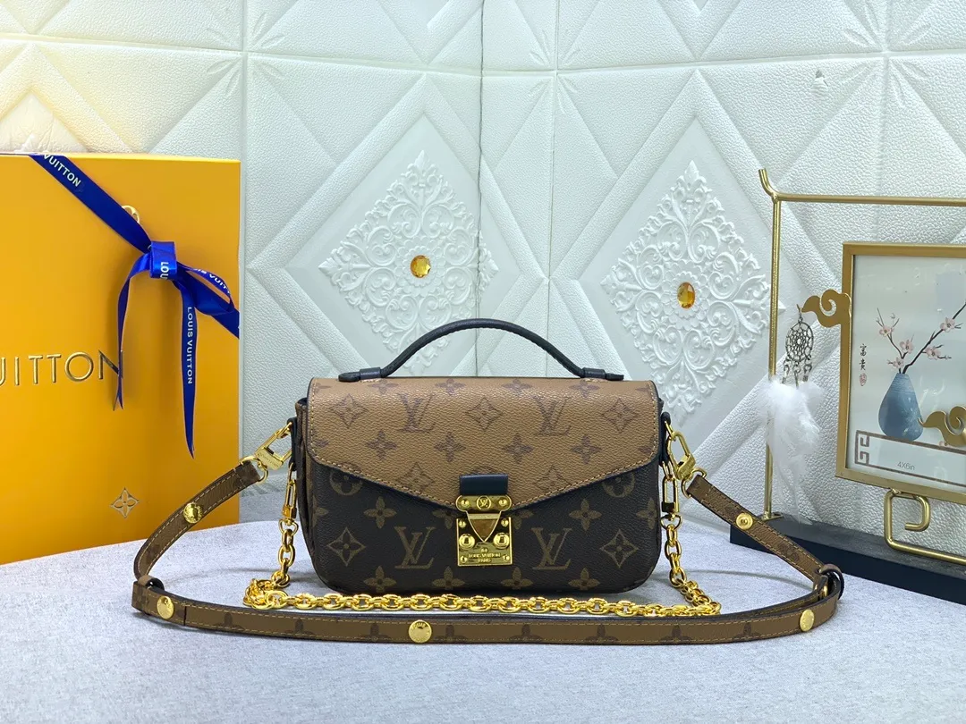 All Categories Official Website "Brand Women's Bags" Women's Bags 💙 LV 2023 New LV Crossbody Bag Wholesale