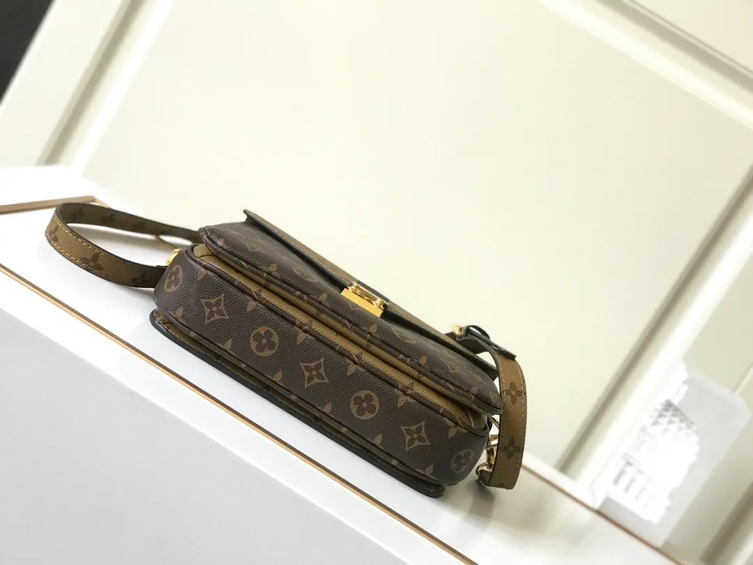 All Categories Official Website "Brand Women's Bags" Women's Bags 💙 LV 2024 New LV Crossbody Bag