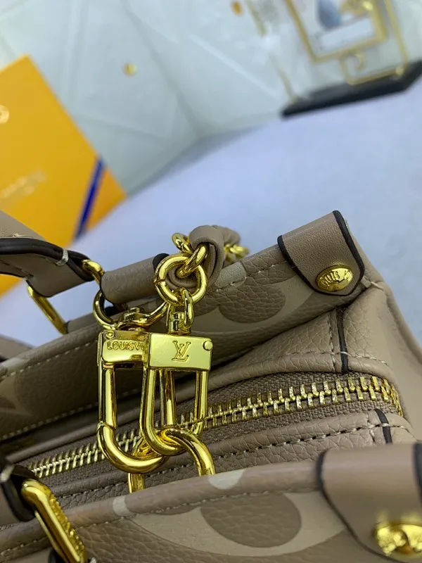 All Categories Official Website "Brand Women's Bags" Women's Bags 💙 LV 2024 New LV Crossbody Bag