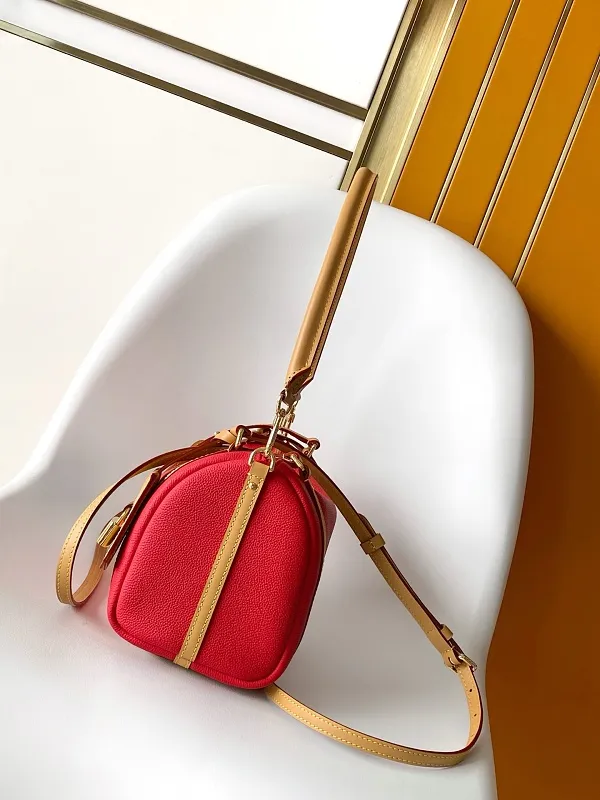 All Categories Official Website "Brand Women's Bags" Women's Bags 💙 LV 2026 New LV Crossbody Bag