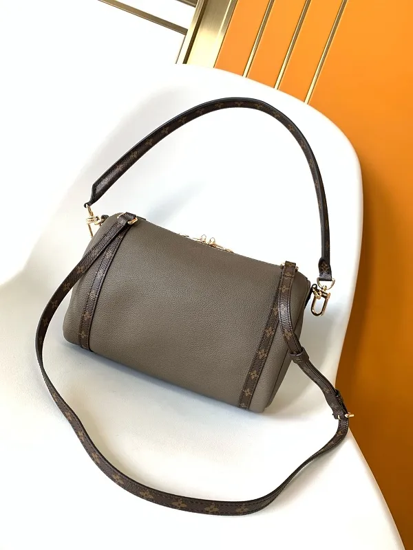 All Categories Official Website "Brand Women's Bags" Women's Bags 💙 LV 2026 New LV Crossbody Bag