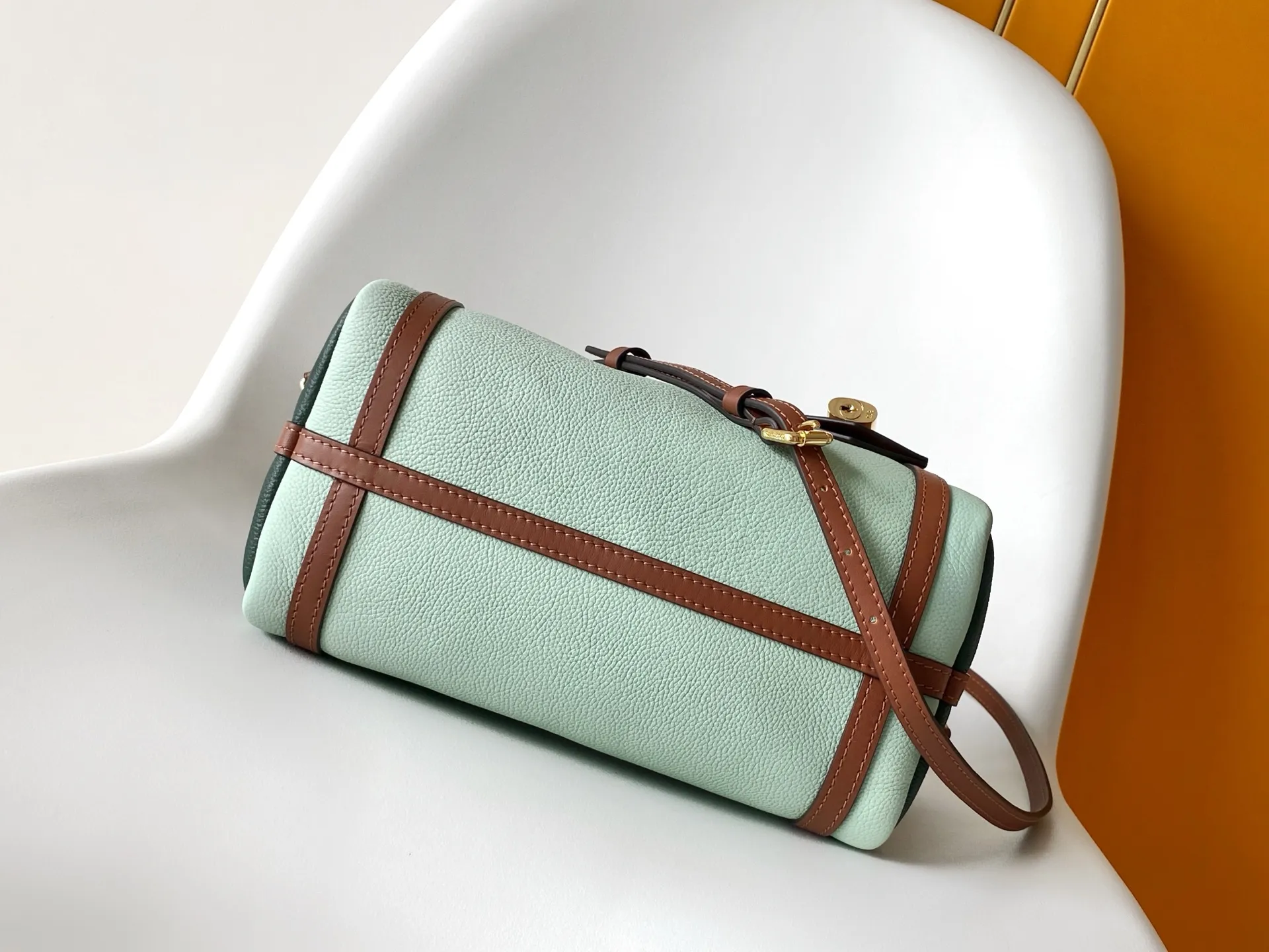 All Categories Official Website "Brand Women's Bags" Women's Bags 💙 LV 2026 New LV Crossbody Bag