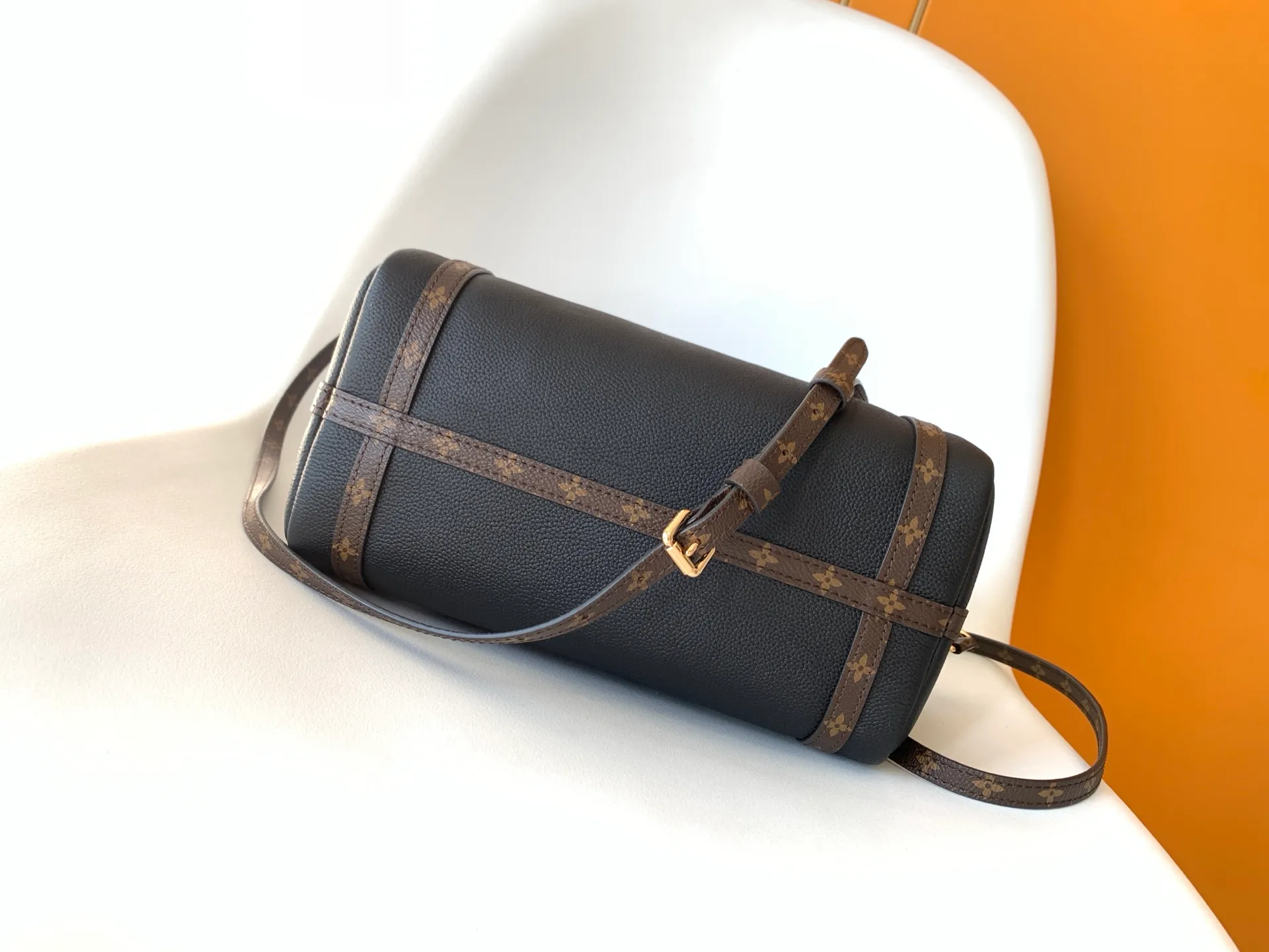 All Categories Official Website "Brand Women's Bags" Women's Bags 💙 LV 2026 New LV Crossbody Bag