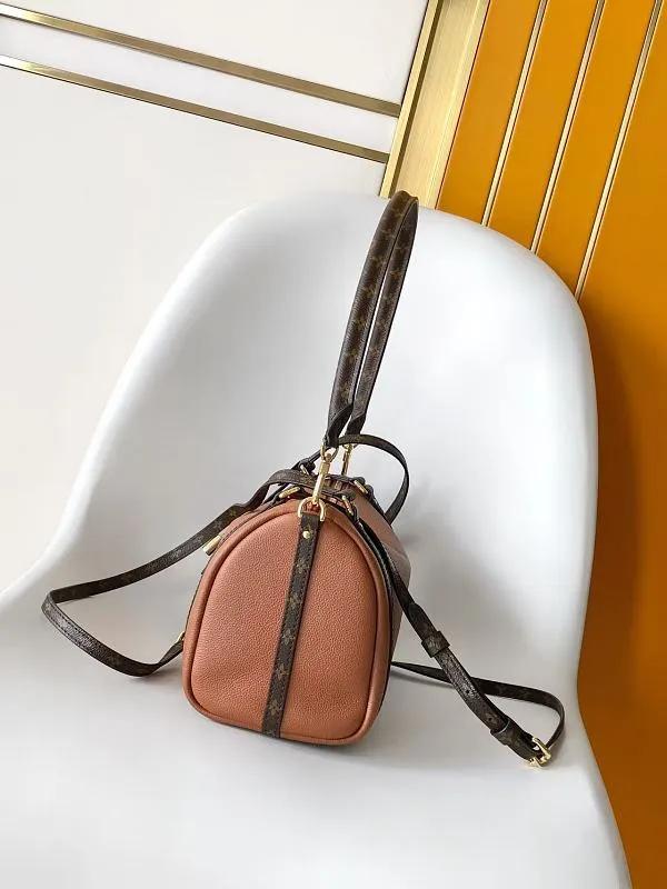 All Categories Official Website "Brand Women's Bags" Women's Bags 💙 LV 2026 New LV Crossbody Bag