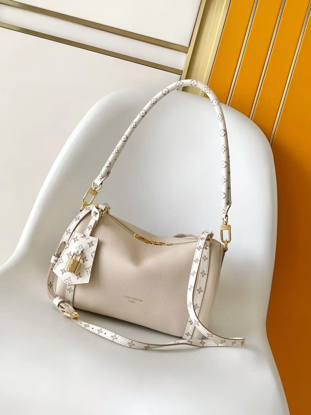 All Categories Official Website "Brand Women's Bags" Women's Bags 💙 LV 2026 New LV Crossbody Bag