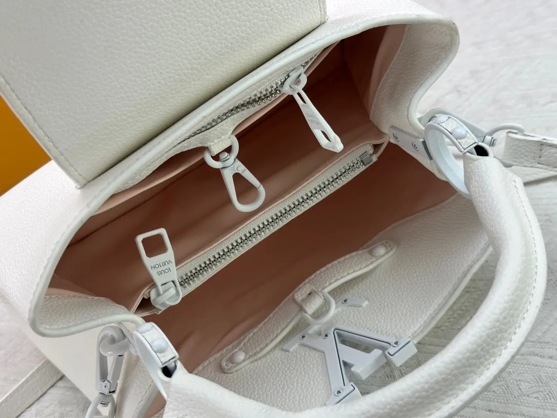 All Categories Official Website "Brand Women's Bags" Women's Bags 💙 LV 2024 New LV Crossbody Bag