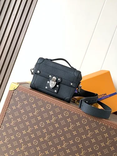 All Categories Official Website "Brand Women's Bags" Women's Bags 💙 LV 2026 New LV Crossbody Bag