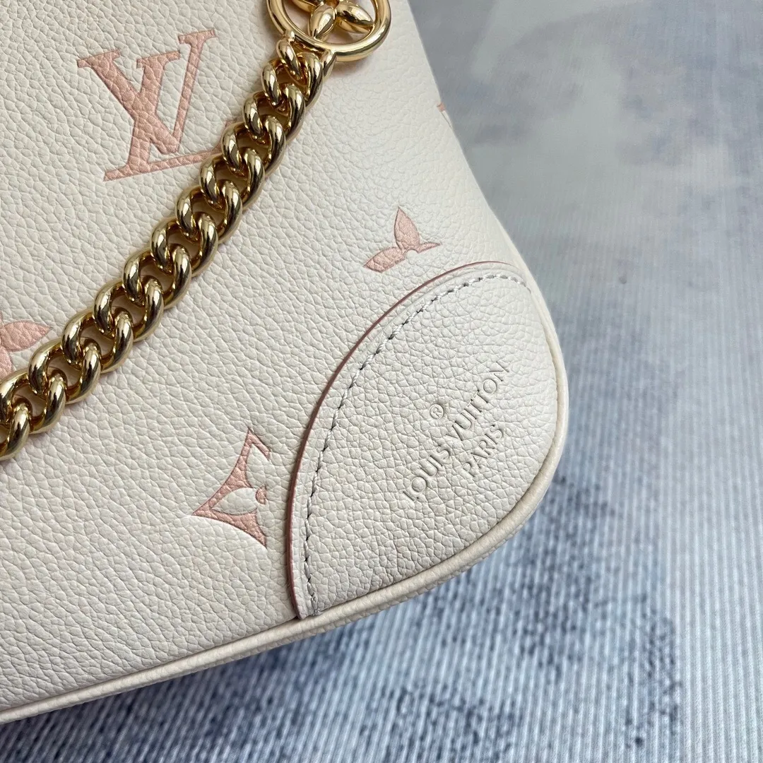 All Categories Official Website "Brand Women's Bags" Women's Bags 💙 LV 2025 New LV Crossbody Bag
