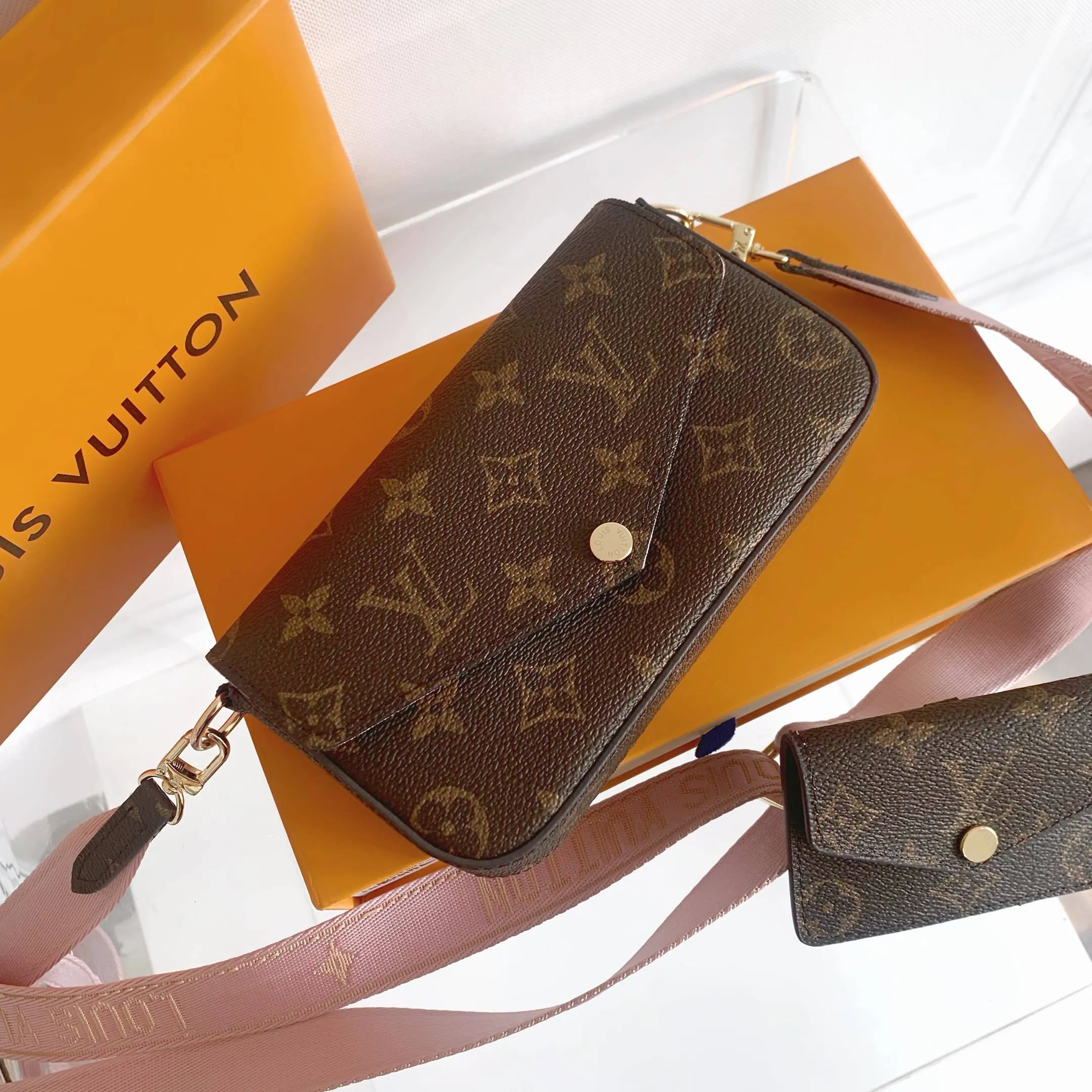 All Categories Official Website "Brand Women's Bags" Women's Bags 💙 LV 2023 New LV Crossbody Bag Wholesale
