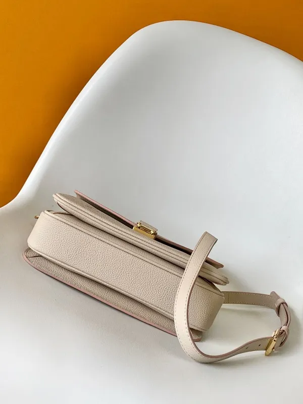 All Categories Official Website "Brand Women's Bags" Women's Bags 💙 LV 2025 New LV Crossbody Bag