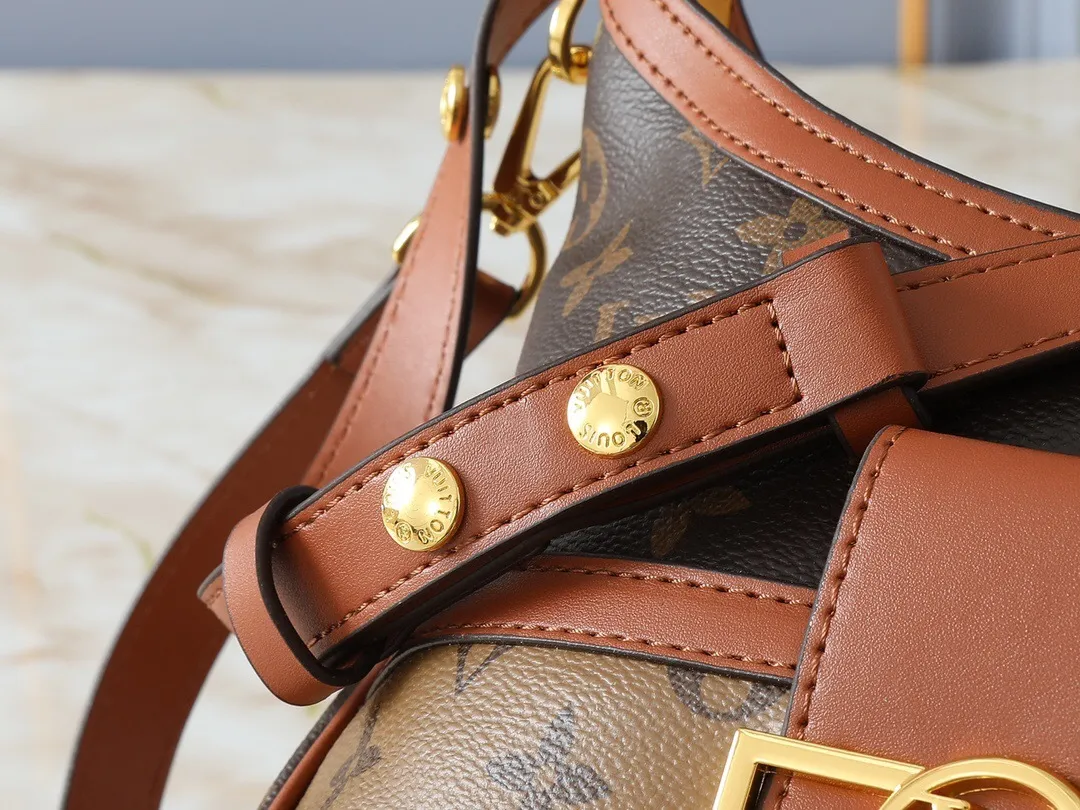 All Categories Official Website "Brand Women's Bags" Women's Bags 💙 LV 2025 New LV Crossbody Bag