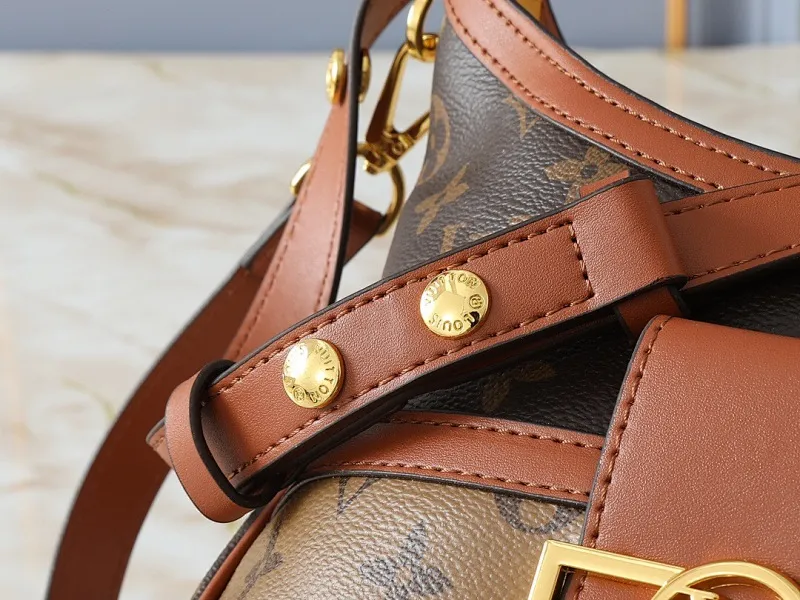 All Categories Official Website "Brand Women's Bags" Women's Bags 💙 LV 2025 New LV Crossbody Bag